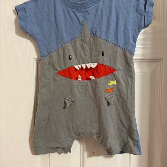 Lightning Bug Shark Romper - Picture 4 of 8